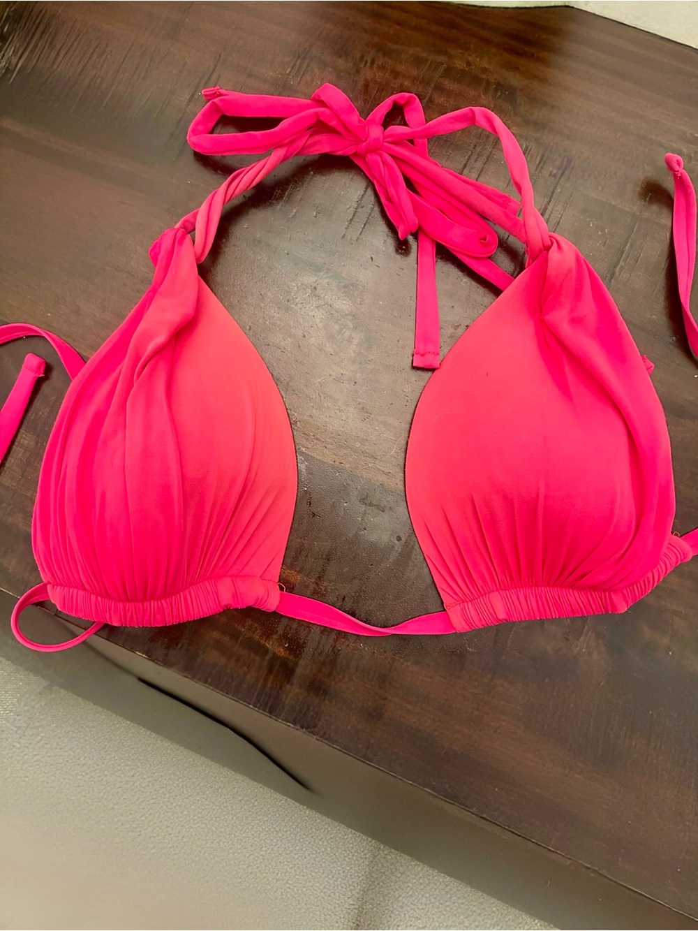 La Blanca Coral Pink Triangle Halter Bikini Top Women’s Size 10 (D cup) NWOT